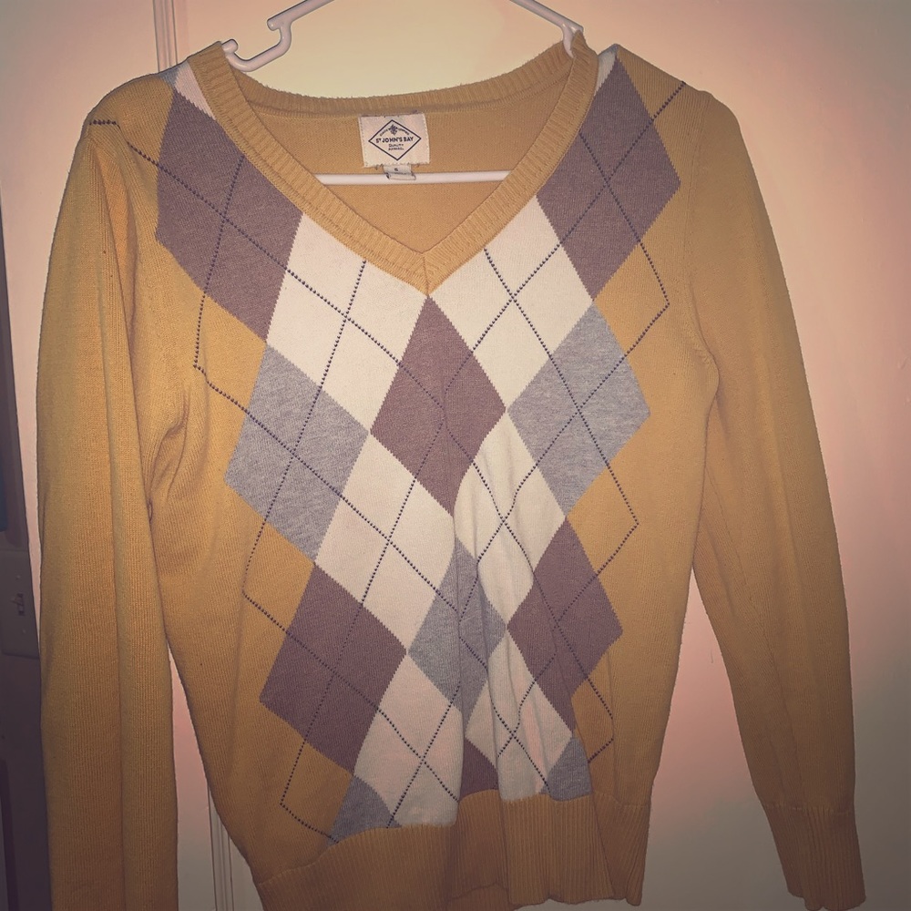 St John's Bay yellow and gray argyle sweater